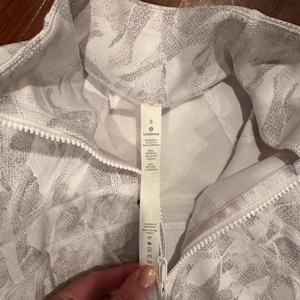 Lululemon define jacket - Picture 2 of 3